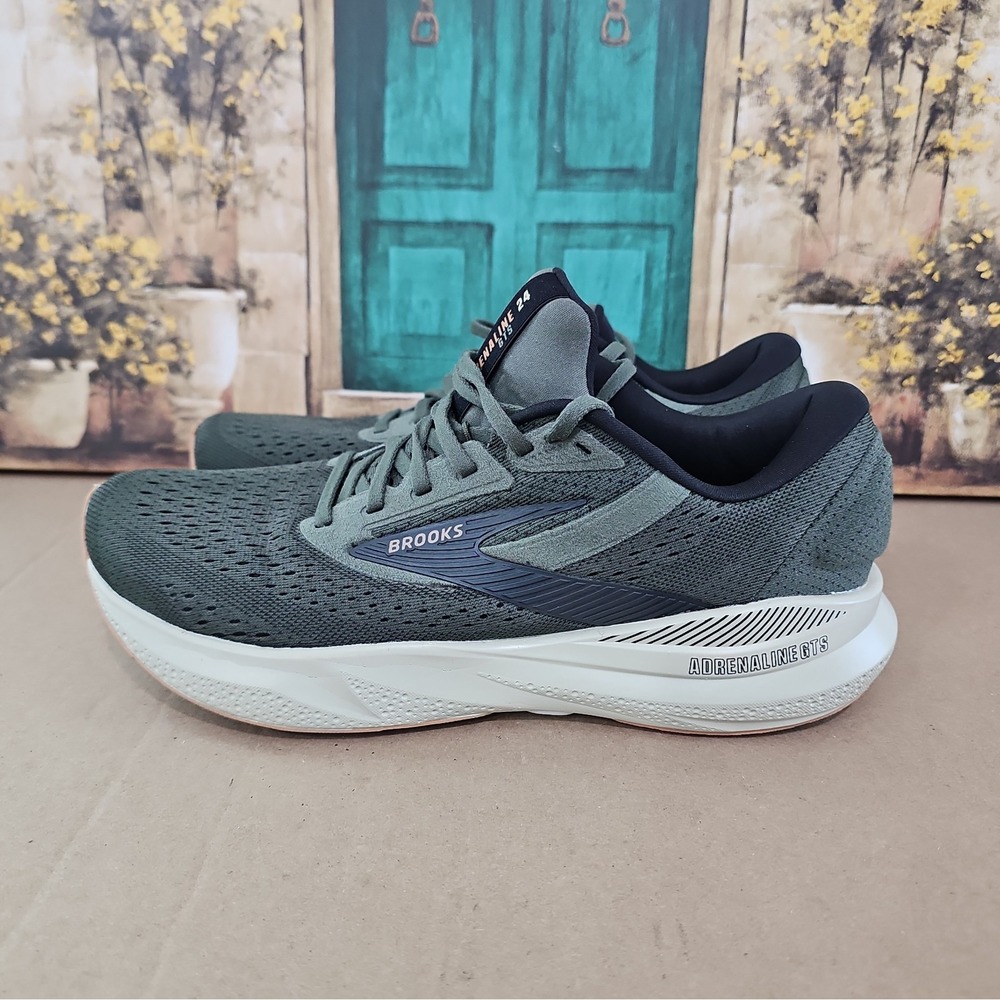 Brooks Adrenaline GTS 24 DNA LOFT Thyme/Black/Pelican Mens Size 9.5 1104371D302